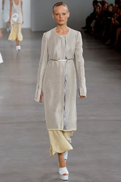 Look 22